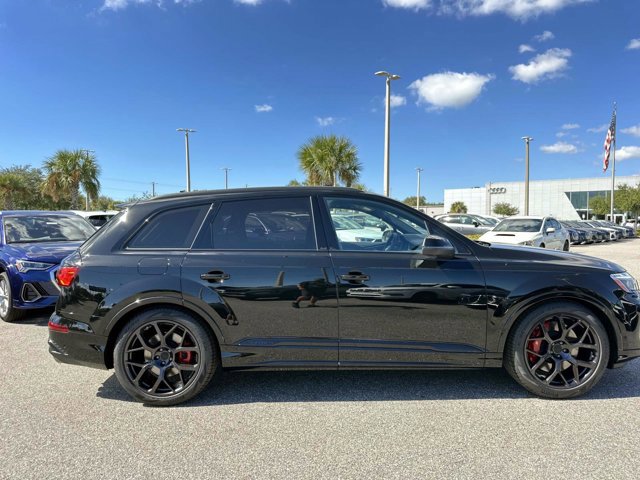 New 2026 Audi SQ7 Prestige image 6