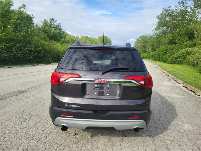 Used 2018 GMC Acadia SLT w/ LPO, Floor Liner Package FWD image 5