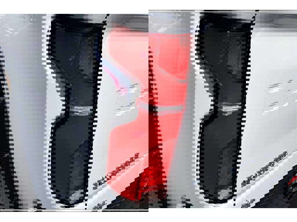 Used 2024 Chevrolet Silverado 3500 High Country w/ High Country Premium Package image 30