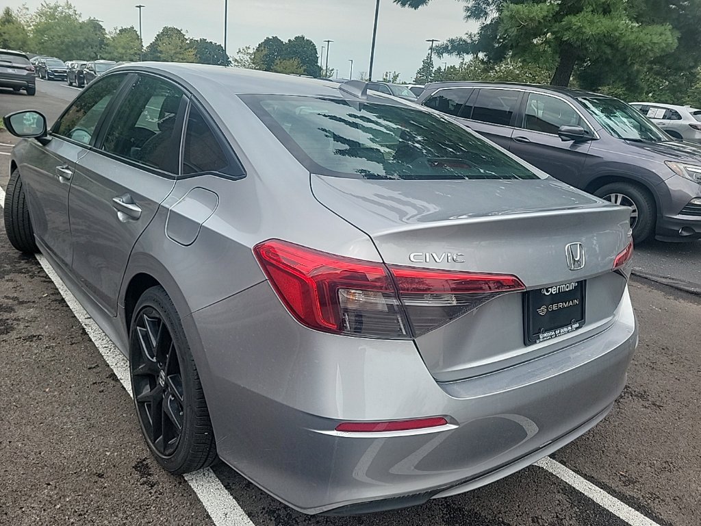 Used 2024 Honda Civic Sport image 8