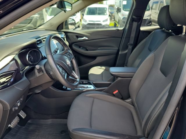 Used 2023 Buick Encore GX Select w/ Sport Touring Package FWD image 21