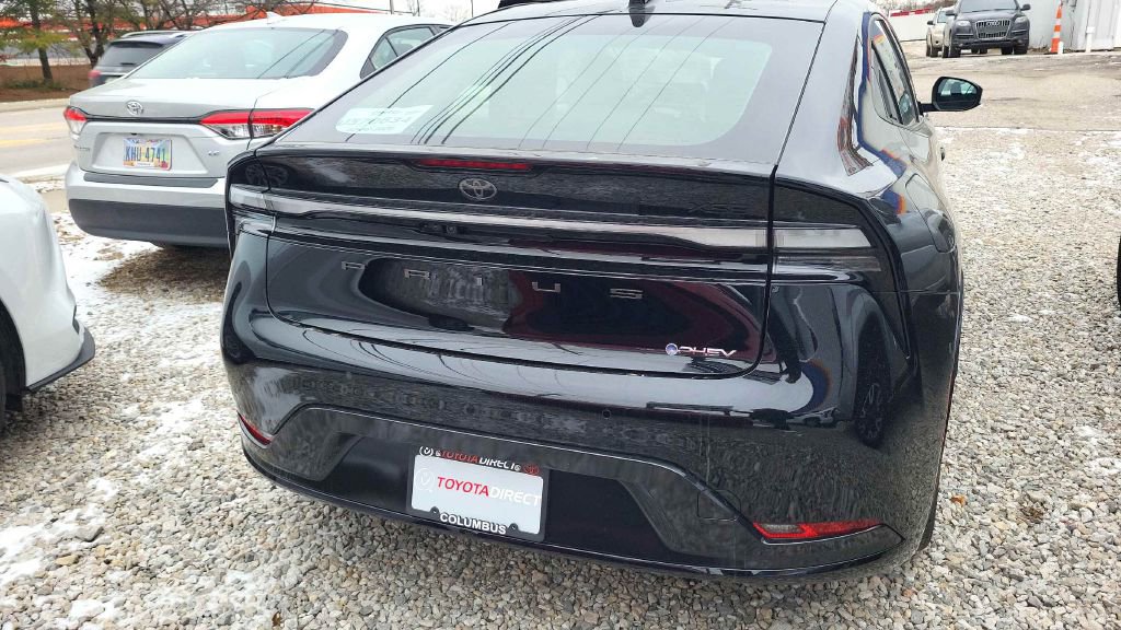 Used 2026 Toyota Prius Plug-In Hybrid image 4