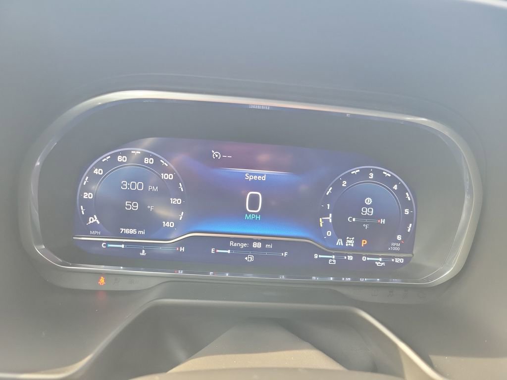 Used 2022 Chevrolet Tahoe Z71 w/ Luxury Package image 38