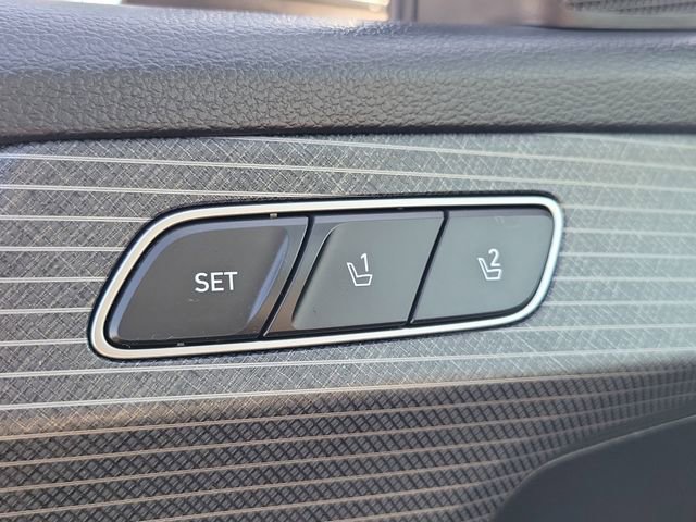 Used 2023 Hyundai Palisade Limited image 18