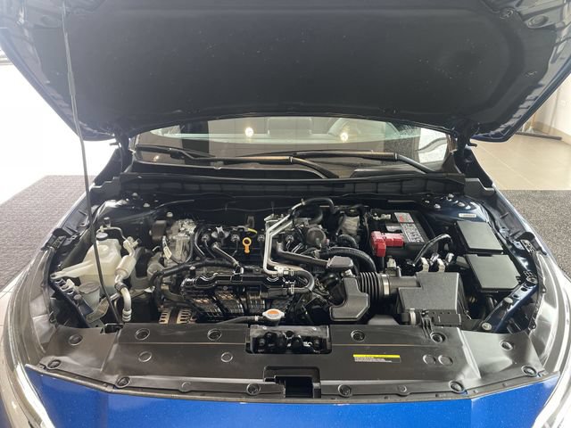 Used 2025 Nissan Altima 2.5 SV FWD image 42