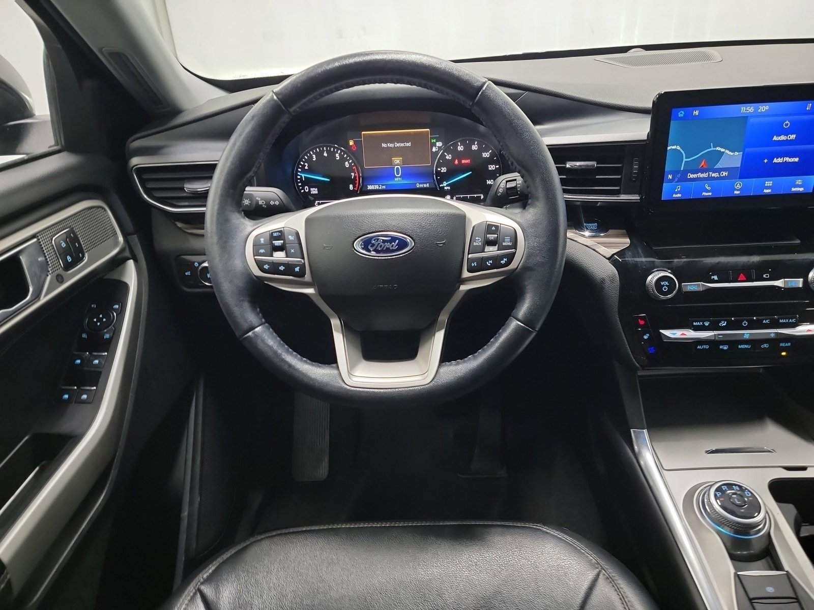 Used 2022 Ford Explorer Limited w/ Equipment Group 301A image 23