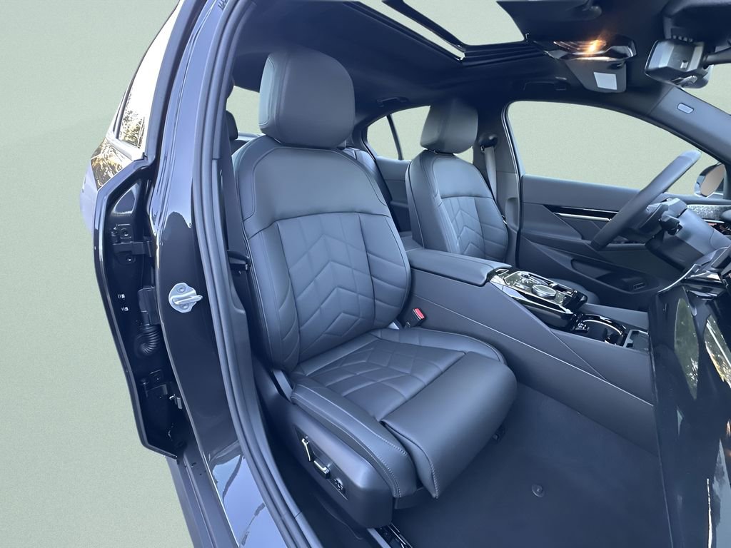 New 2026 BMW 530i w/ Premium Package image 29