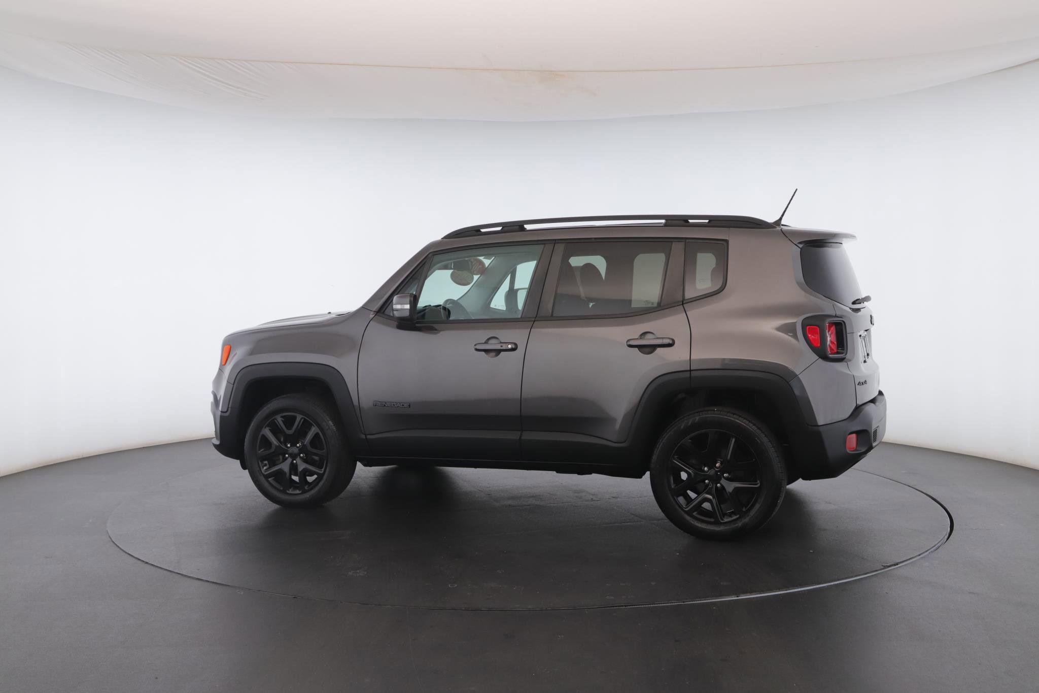 Used 2017 Jeep Renegade Altitude image 20