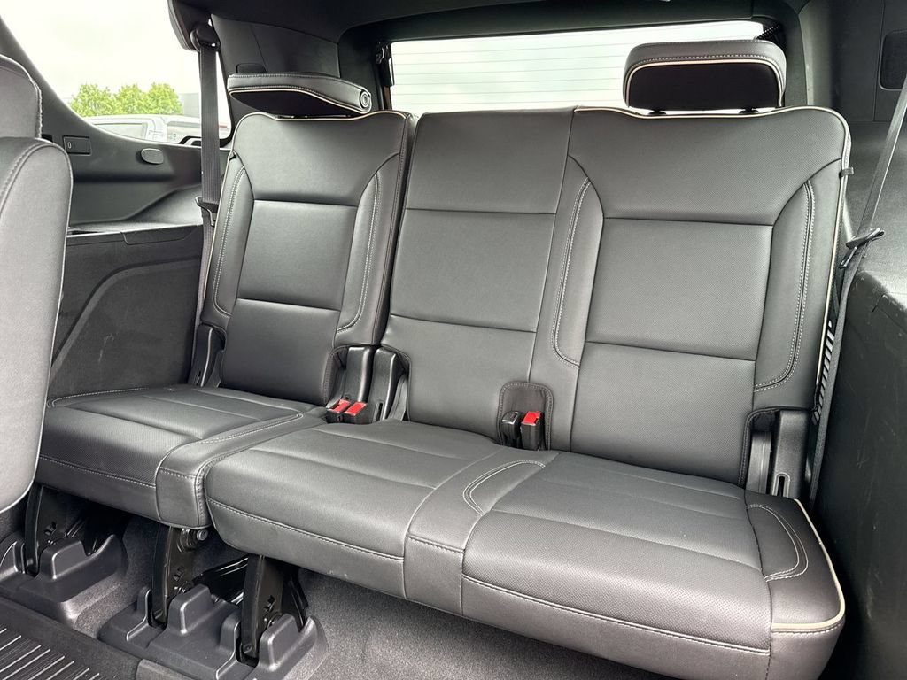 Used 2021 GMC Yukon SLT w/ SLT Premium Package AWD/4WD image 24