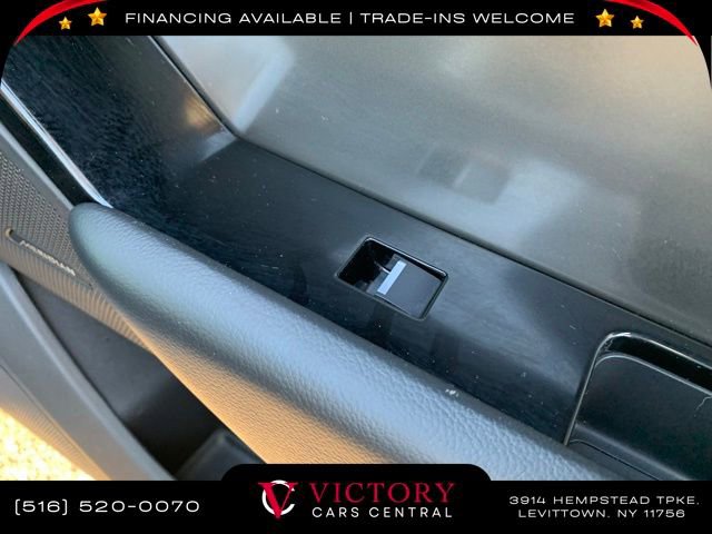 Used 2020 Land Rover Range Rover Velar S image 17