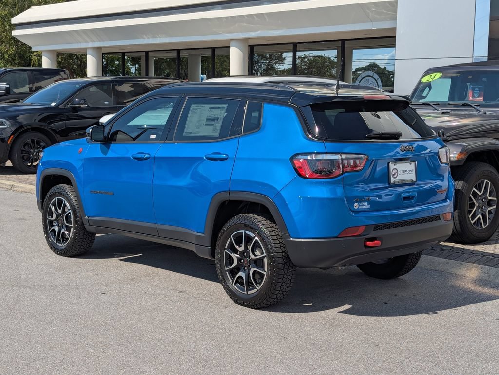 New 2026 Jeep Compass Trailhawk AWD/4WD image 7