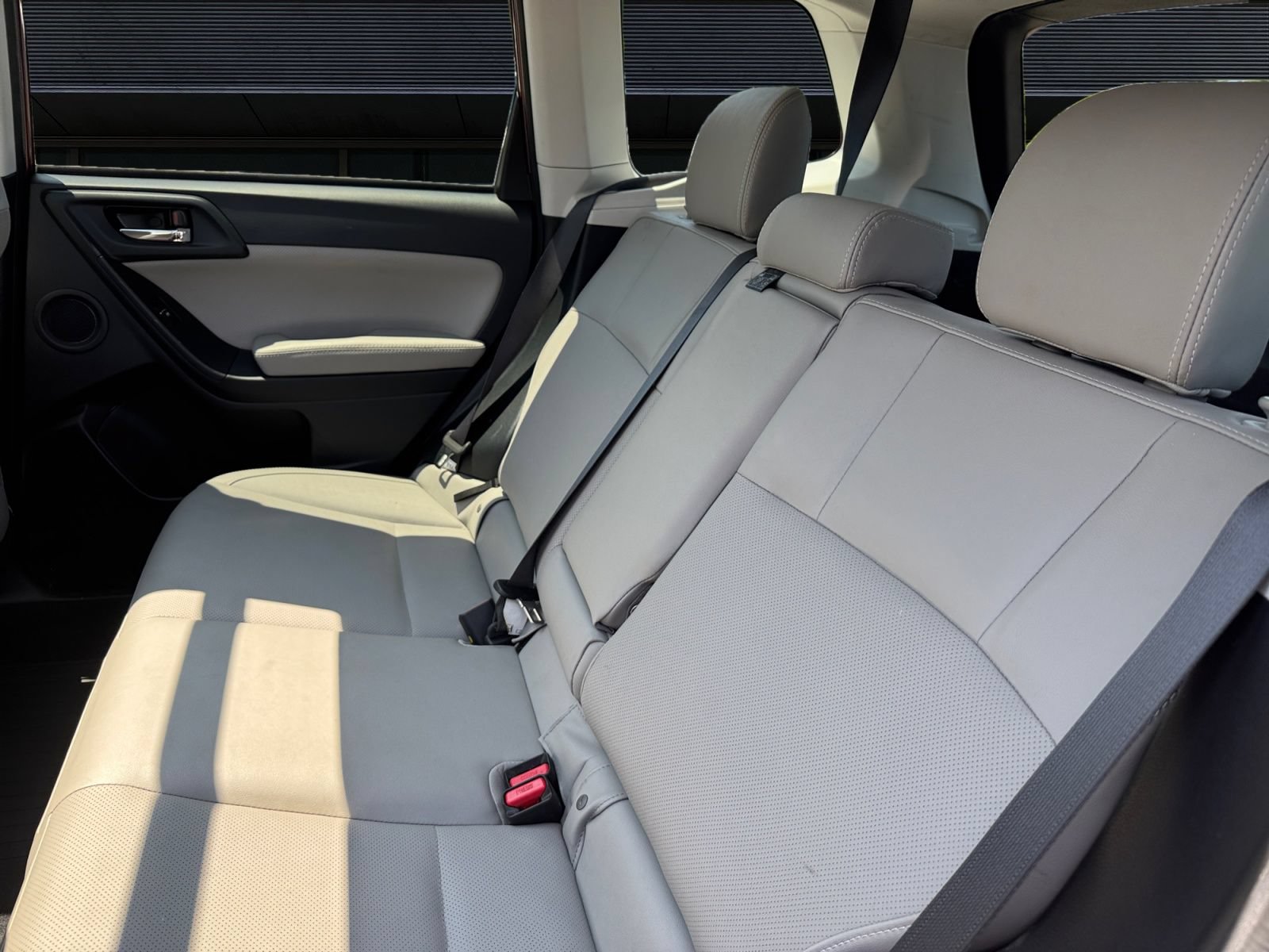 Used 2018 Subaru Forester 2.5i Limited AWD/4WD image 16