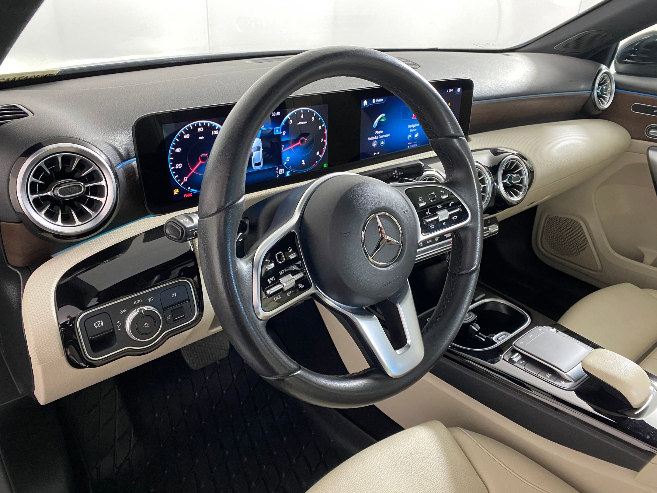 Certified 2022 Mercedes-Benz A 220 4MATIC image 4