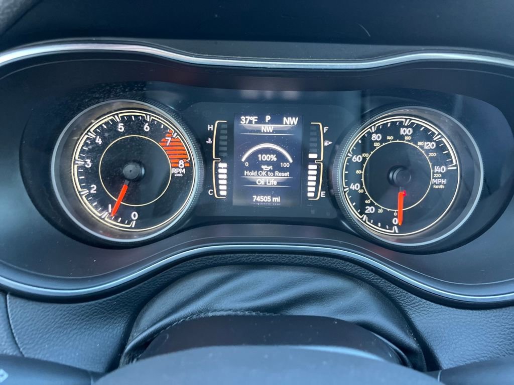 Used 2021 Jeep Cherokee Latitude Lux w/ Sun & Sound Group image 16