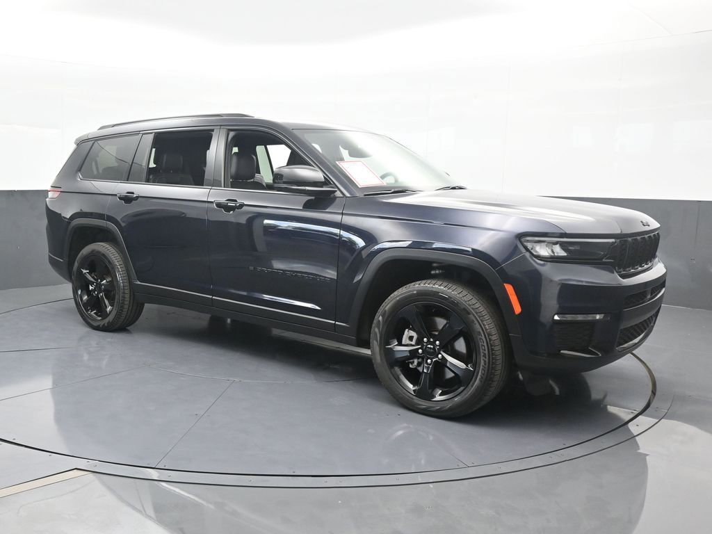 Used 2024 Jeep Grand Cherokee L Limited w/ Black Appearance Package image 8