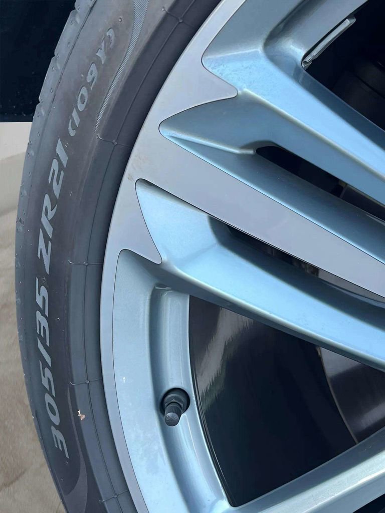 Used 2024 Bentley Continental GT image 34