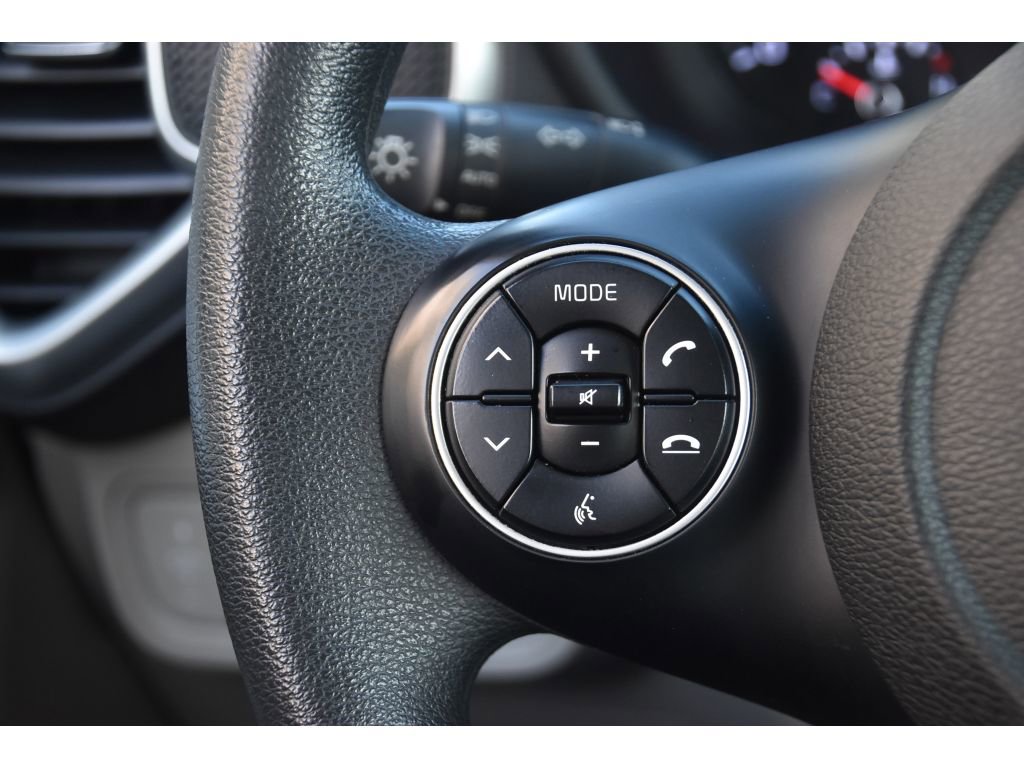 Used 2020 Kia Soul LX image 26