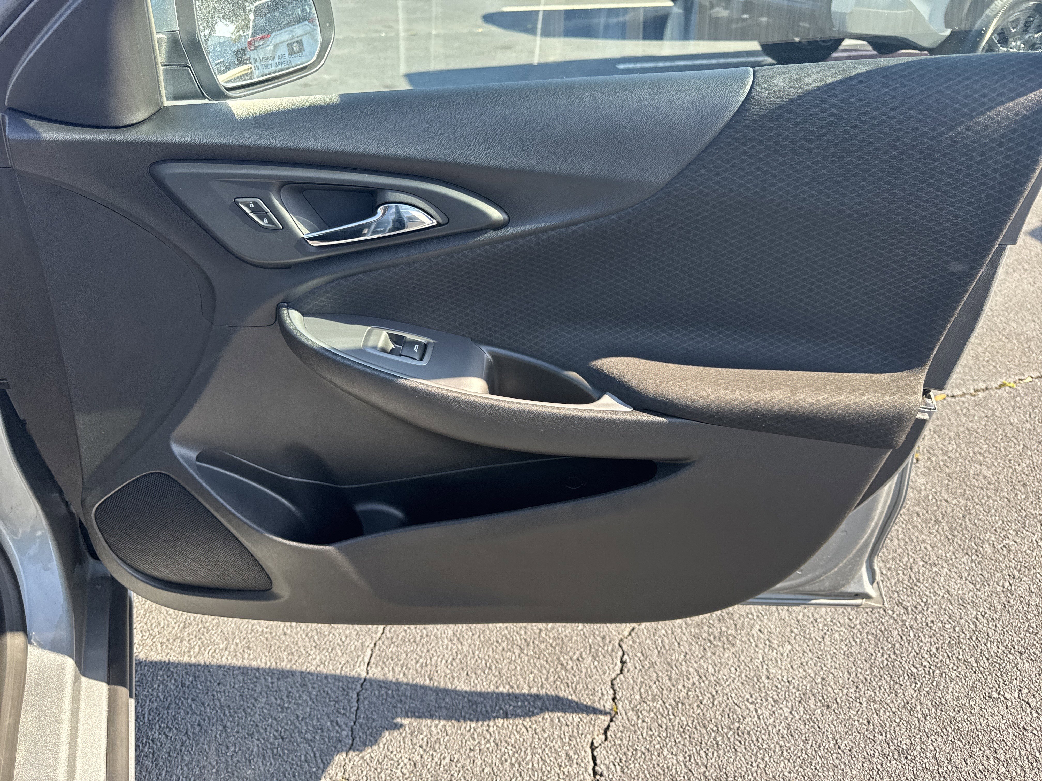 Used 2024 Chevrolet Malibu LT image 36