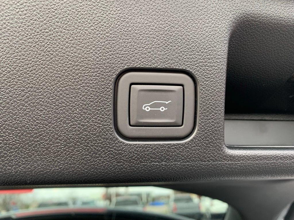 New 2024 Chevrolet Equinox EV RS FWD image 22