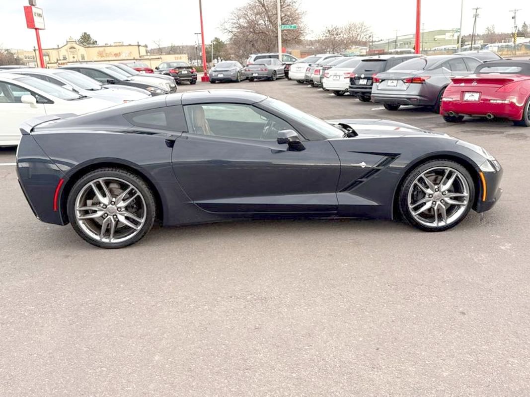 Used 2015 Chevrolet Corvette Stingray Coupe w/ 2LT Preferred Equipment Group image 8