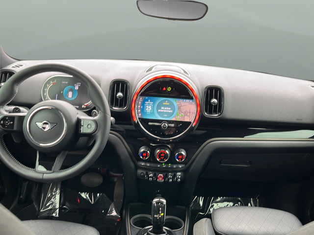 Used 2024 MINI Cooper Countryman S w/ Premium Package AWD/4WD image 9