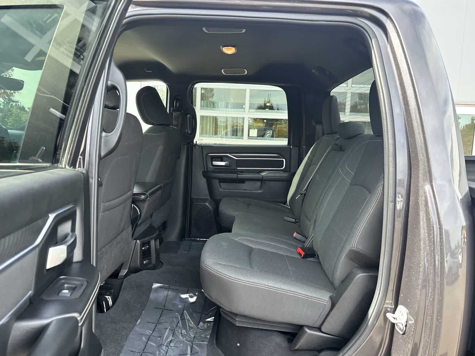 Used 2025 RAM 2500 Big Horn AWD/4WD image 11