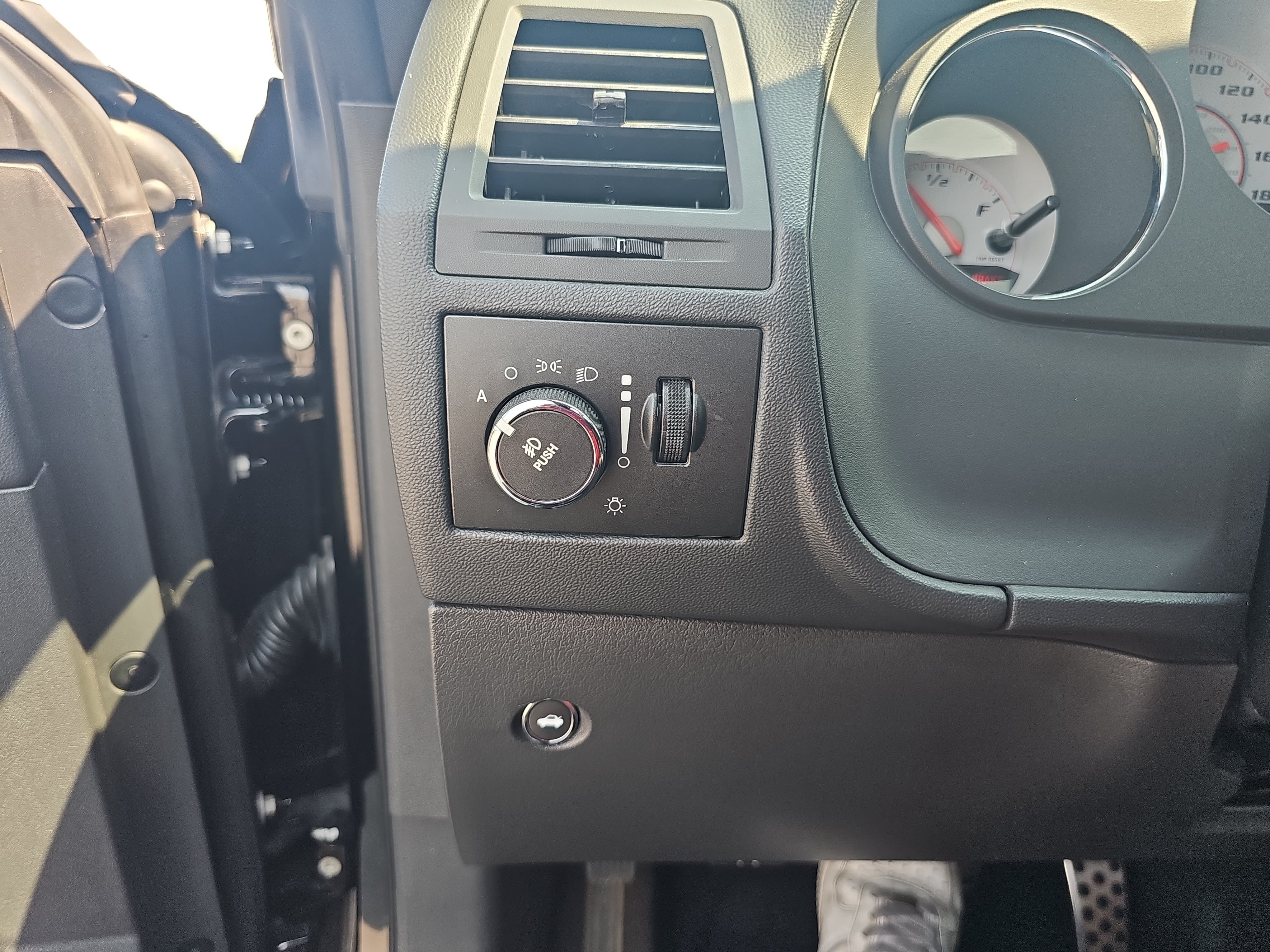 Used 2012 Dodge Challenger SRT8 w/ Premium Sound Group RWD image 25