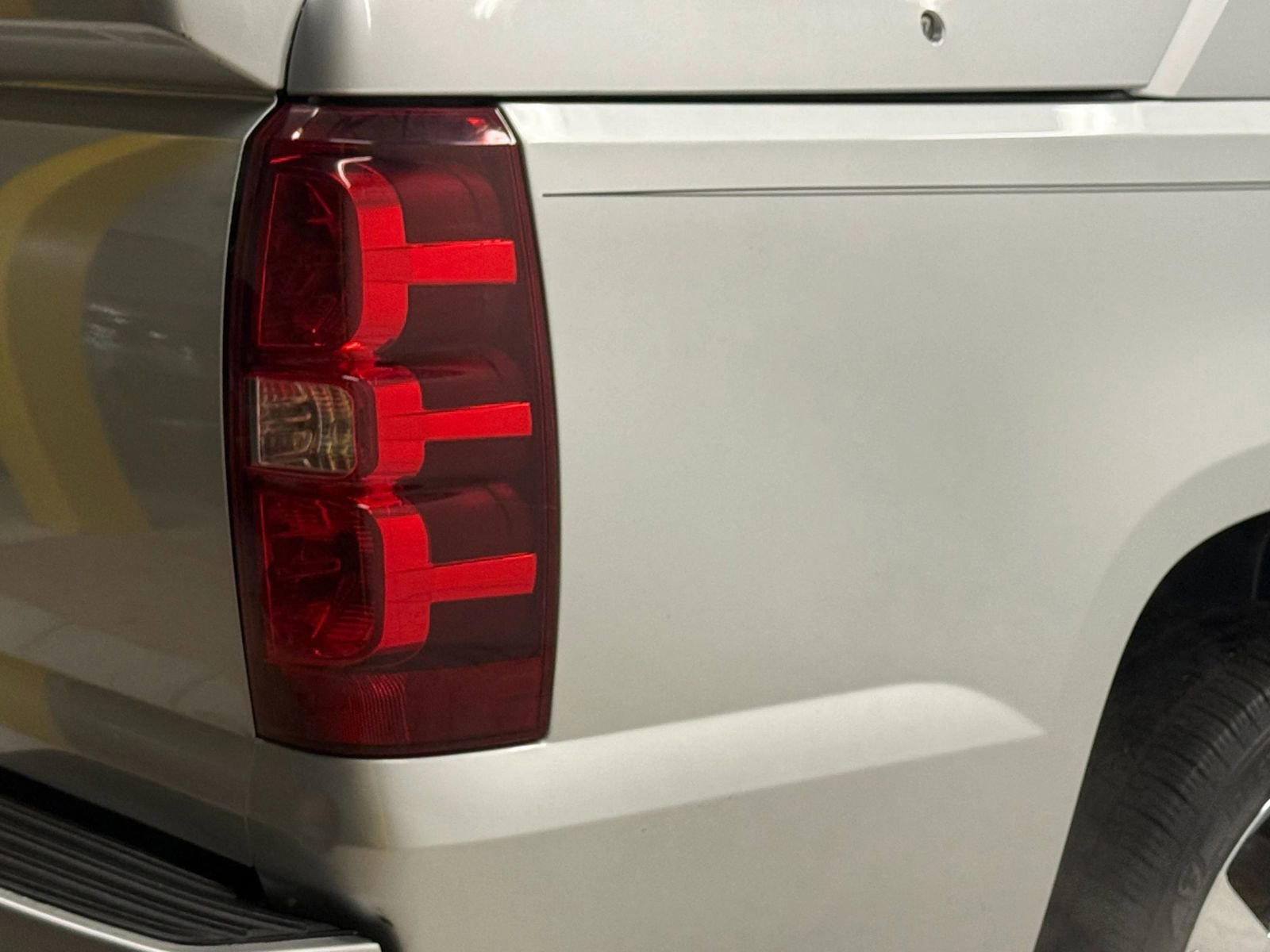 Used 2012 Chevrolet Avalanche LTZ image 10