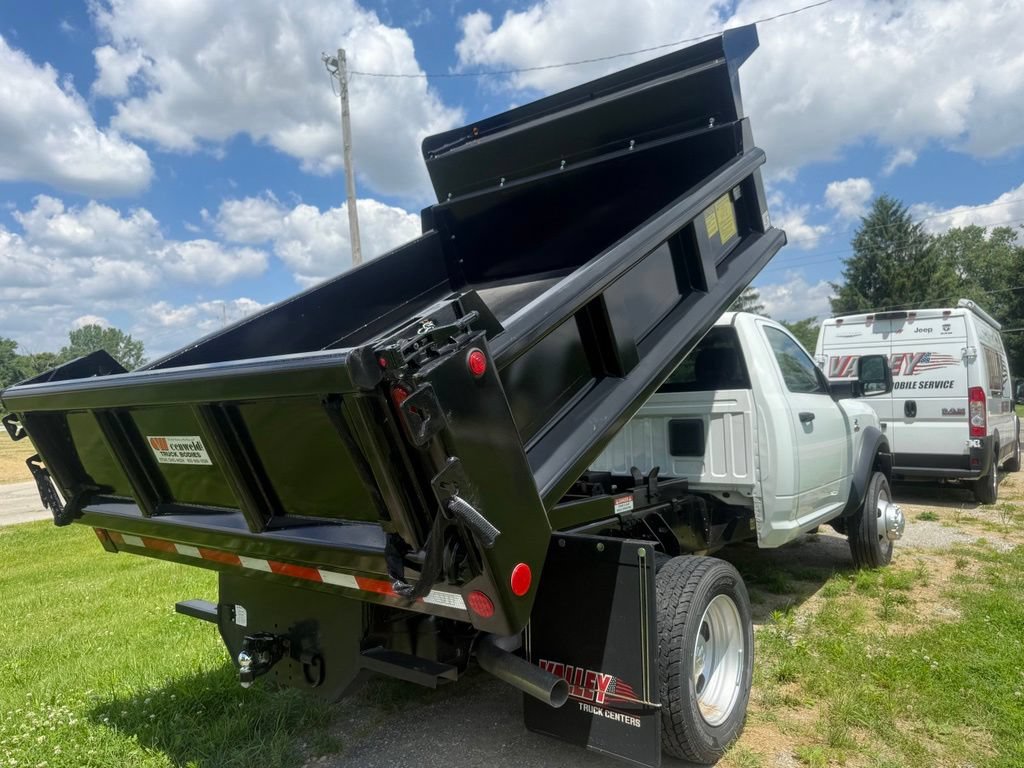 New 2024 RAM 5500 Tradesman RWD image 3