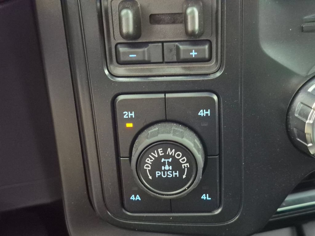 Used 2025 Ford F150 Raptor AWD/4WD image 25