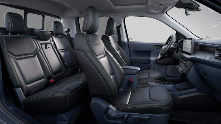 New 2025 Ford Maverick Lobo image 6