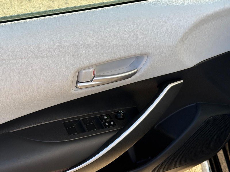 Used 2024 Toyota Corolla SE FWD image 18