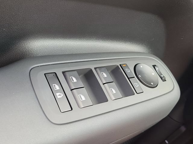 New 2026 Hyundai Santa Fe SE FWD image 16