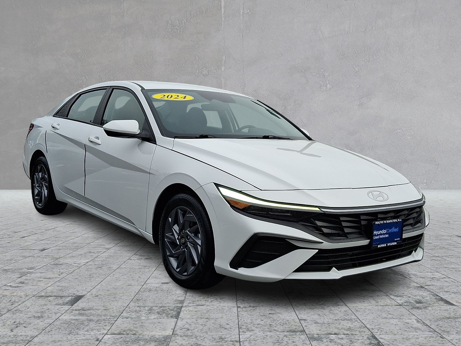 Certified 2024 Hyundai Elantra SEL FWD image 3