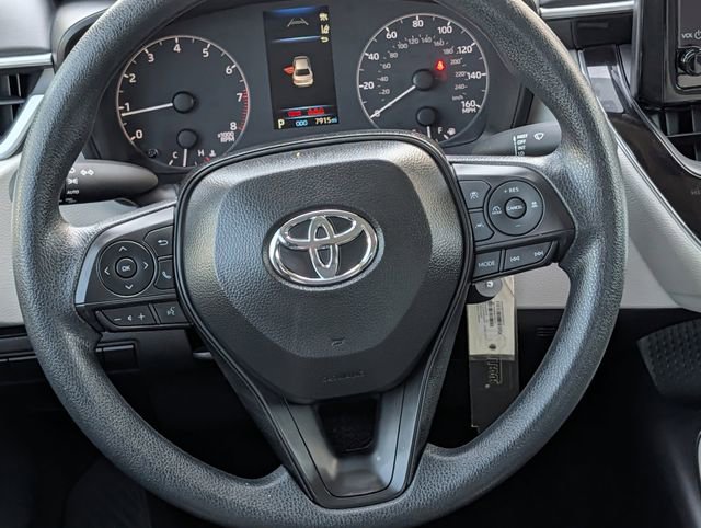 Used 2025 Toyota Corolla LE FWD image 13