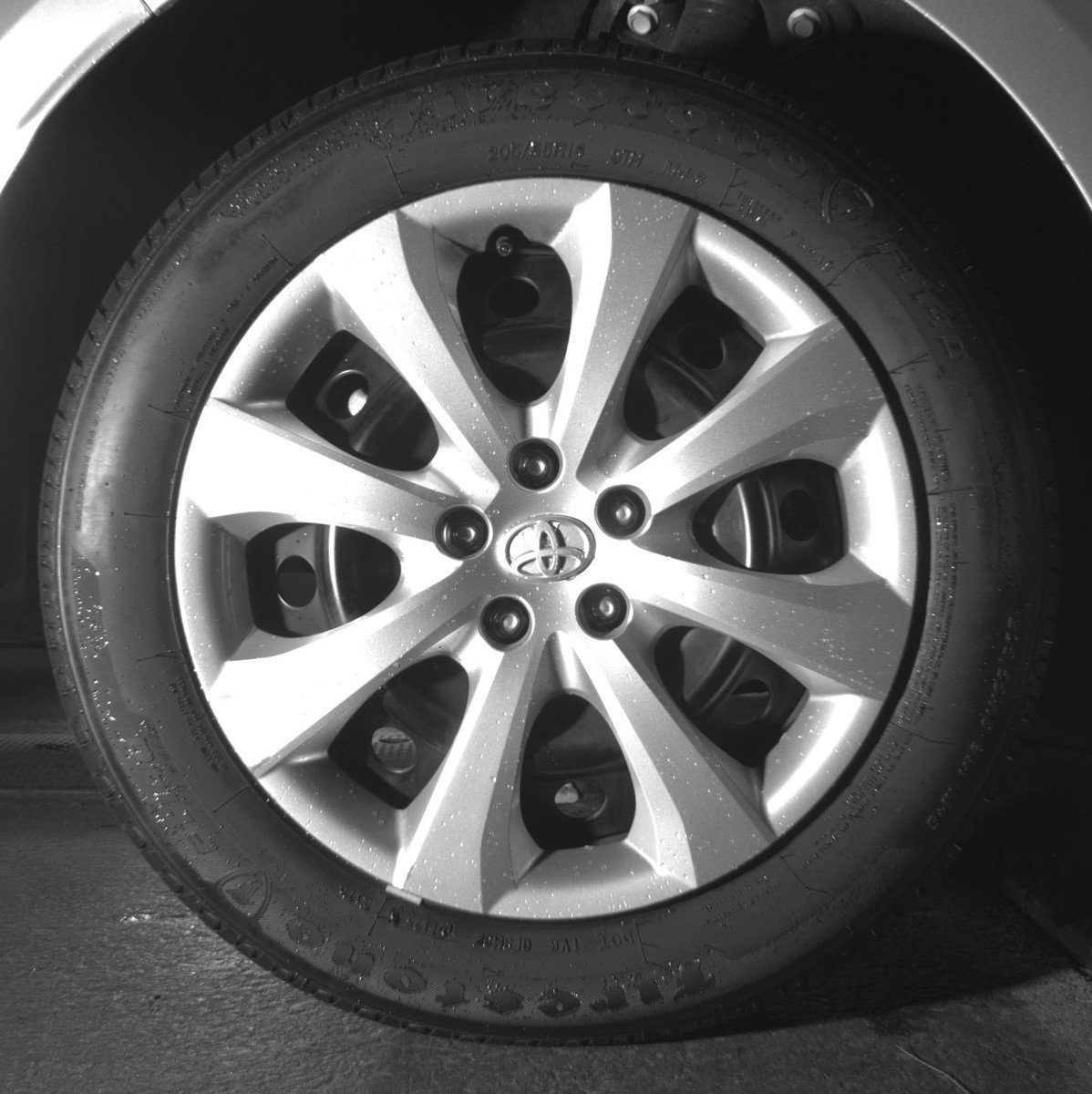 Used 2025 Toyota Corolla LE FWD image 15