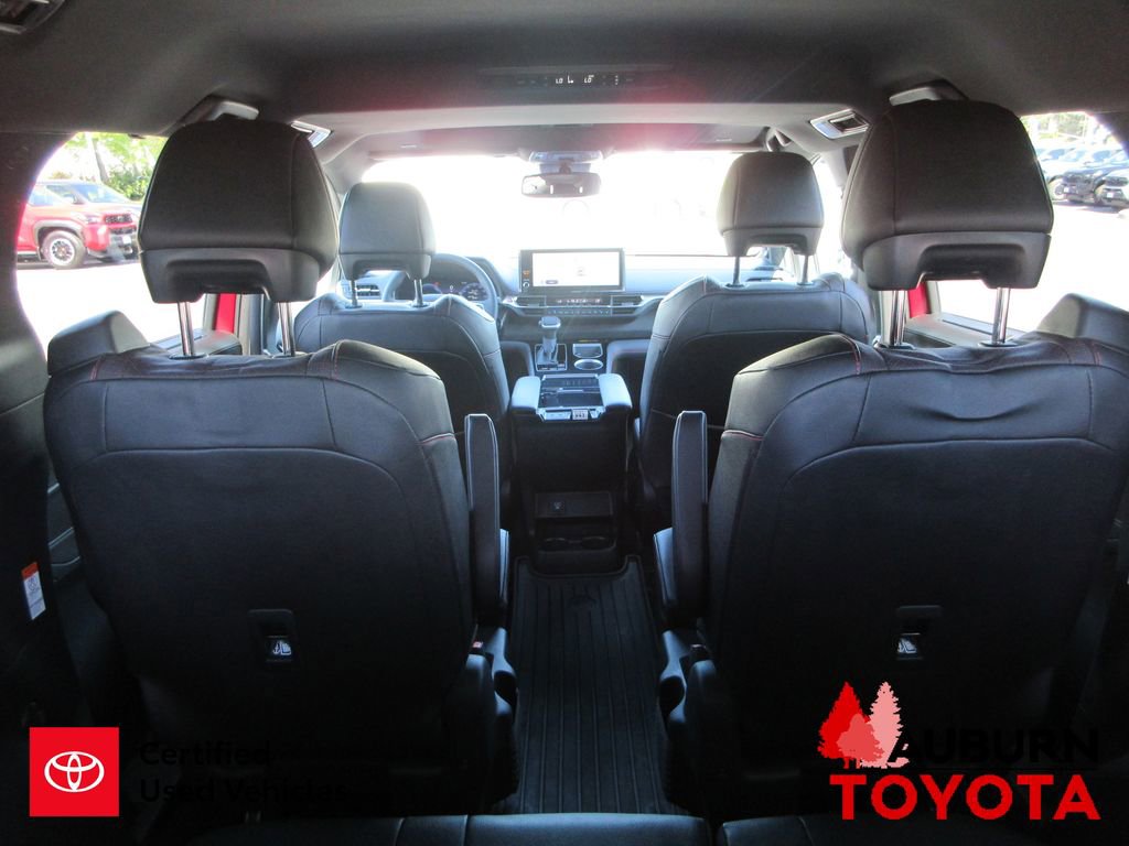 Certified 2025 Toyota Sienna XSE w/ XSE Premium Package image 15