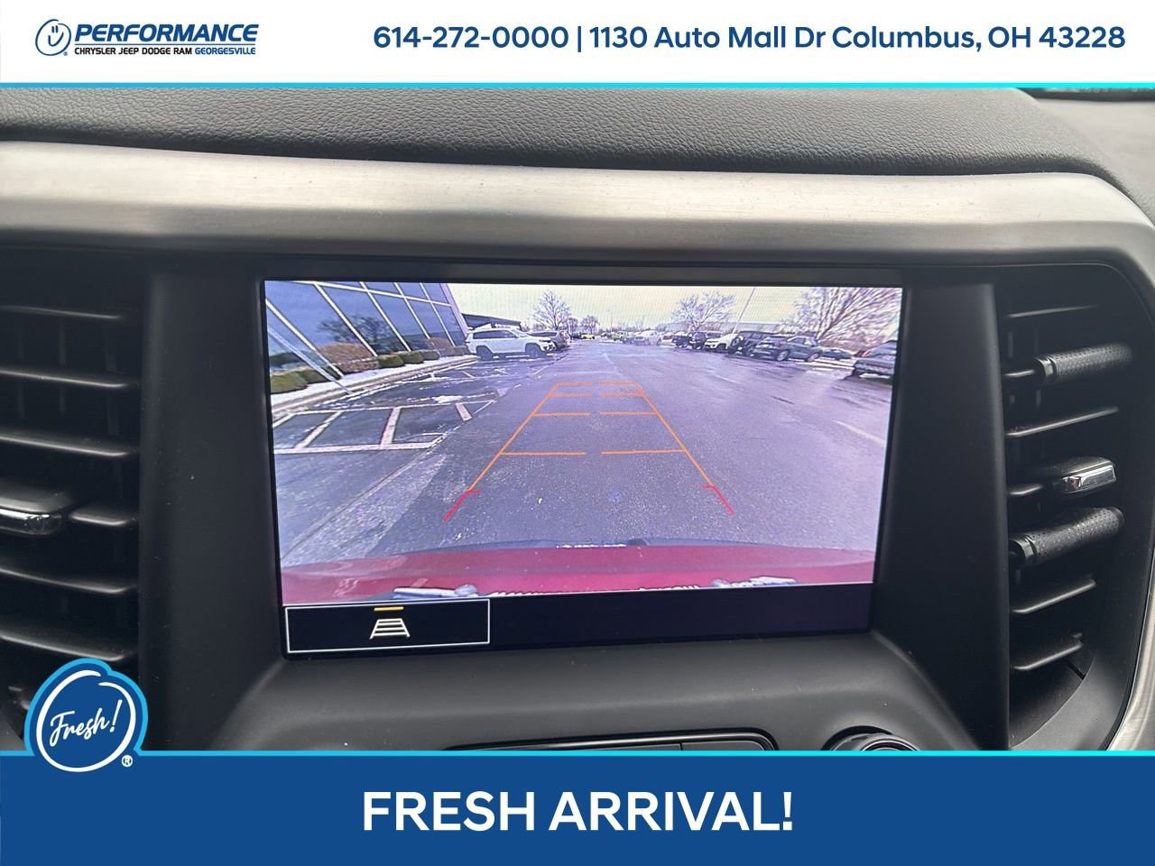 Used 2023 GMC Acadia SLT image 22