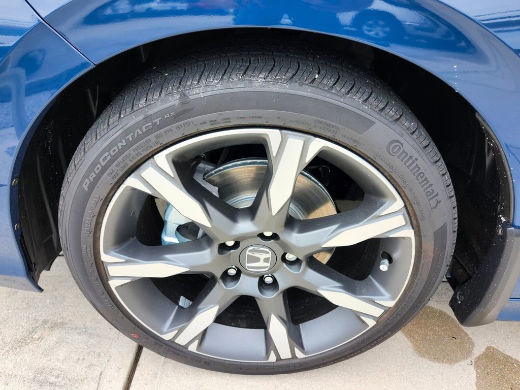 New 2025 Honda Civic Sport Touring image 18