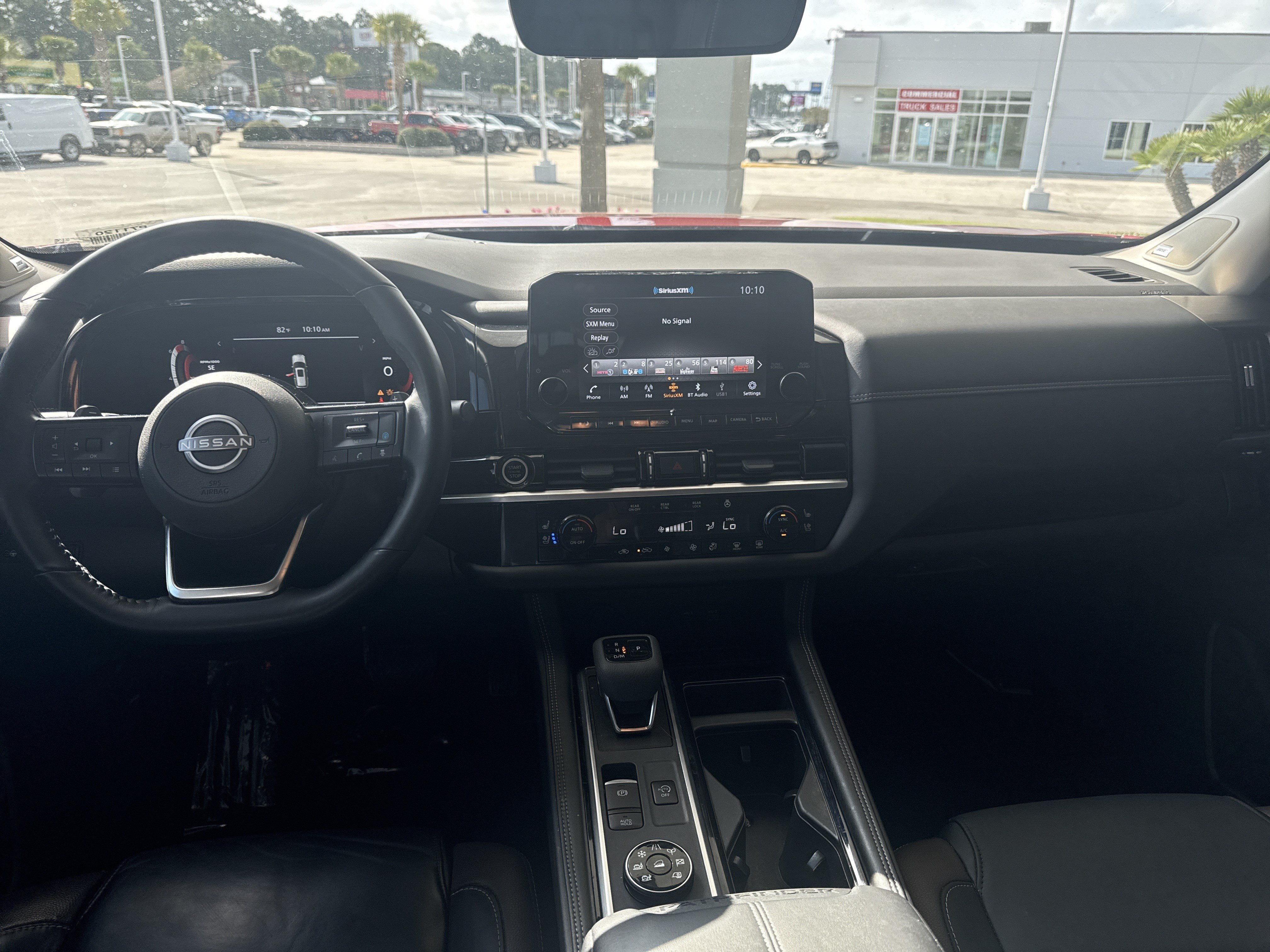 Used 2023 Nissan Pathfinder Platinum w/ Cargo Package AWD/4WD image 28
