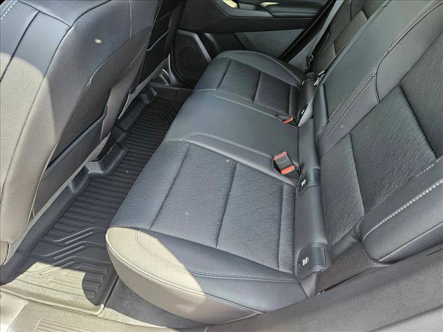 Used 2025 Chevrolet Equinox LT w/ Convenience Package II image 19