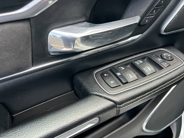 Used 2023 RAM 1500 Laramie AWD/4WD image 28