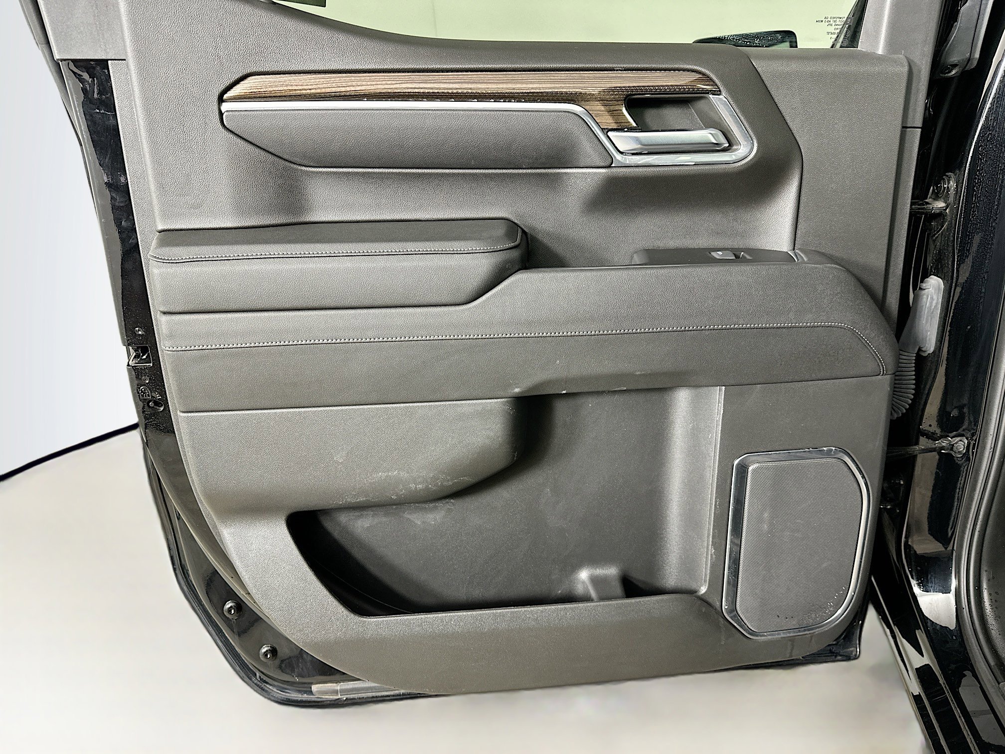 Used 2023 Chevrolet Silverado 1500 LT image 26