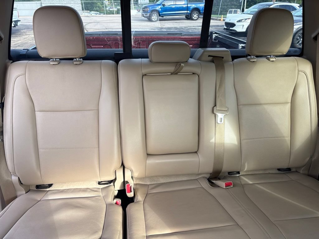 Used 2015 Ford F150 Lariat RWD image 9