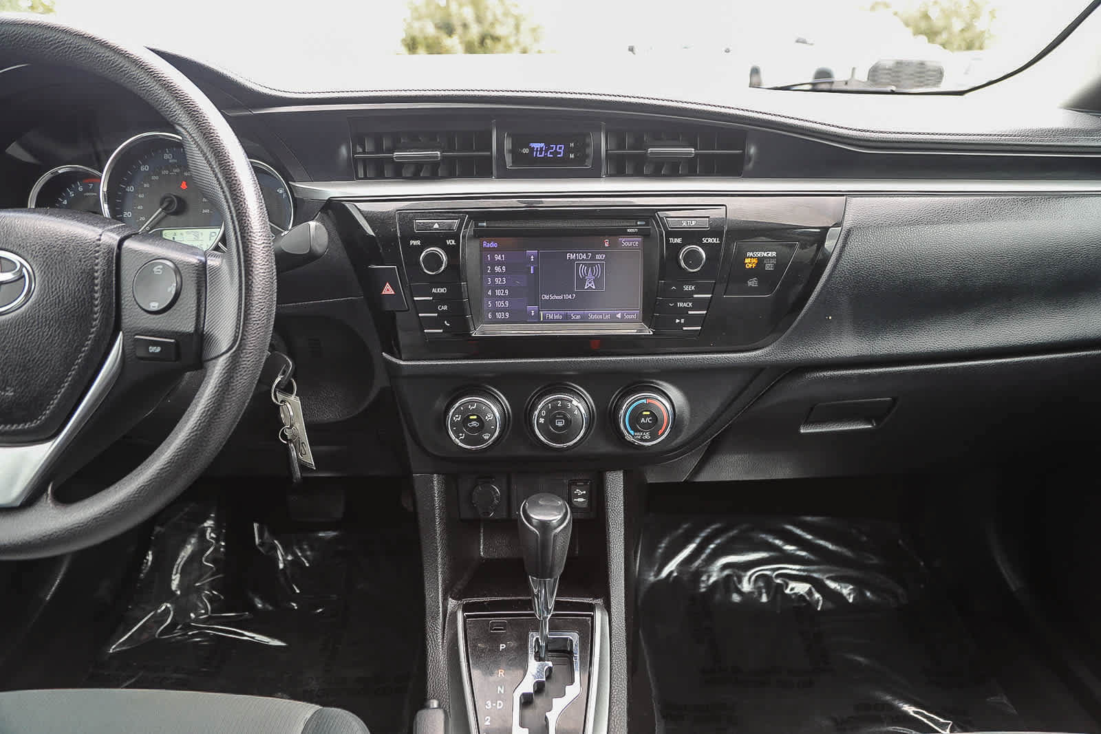 Used 2016 Toyota Corolla L FWD image 13