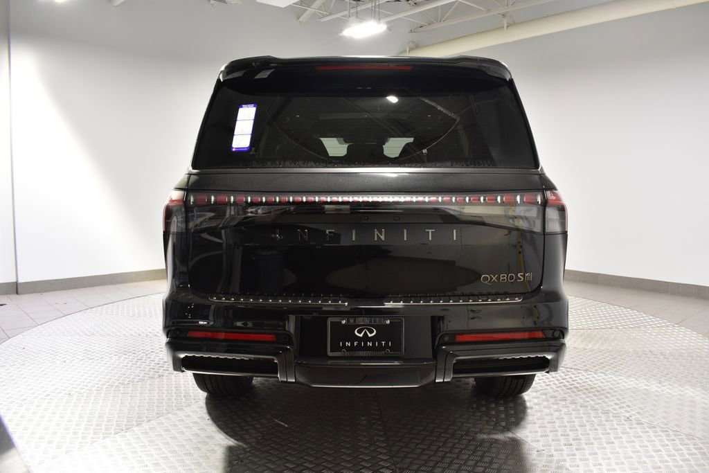 New 2026 INFINITI QX80 4WD image 4