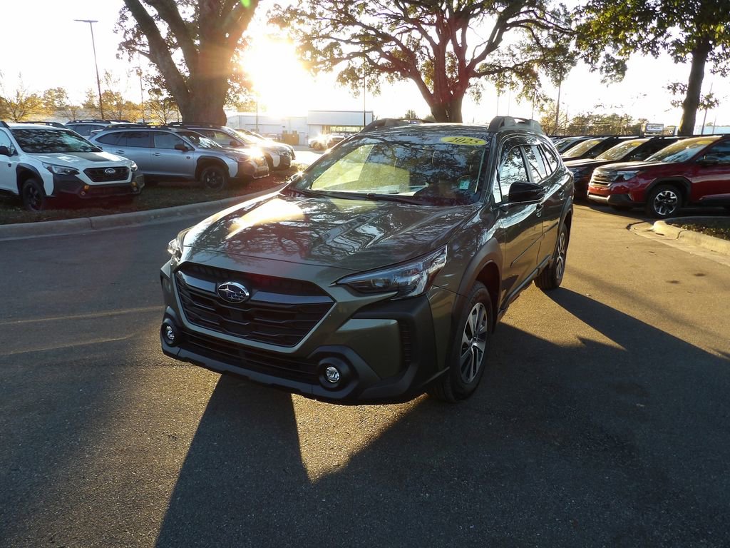 Used 2025 Subaru Outback Premium w/ Popular Package #1 image 5