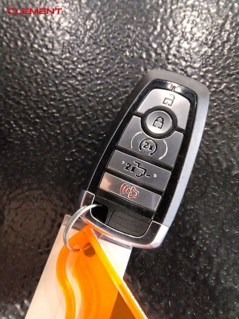 Used 2023 Ford F150 Platinum w/ FX4 Off-Road Package image 43