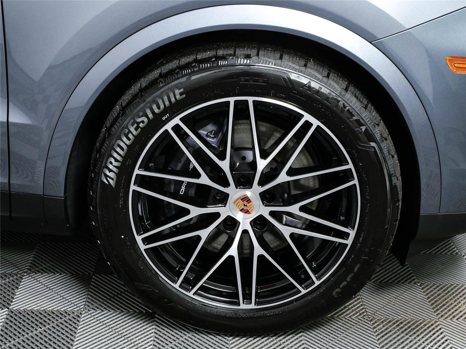 New 2026 Porsche Cayenne AWD/4WD image 39
