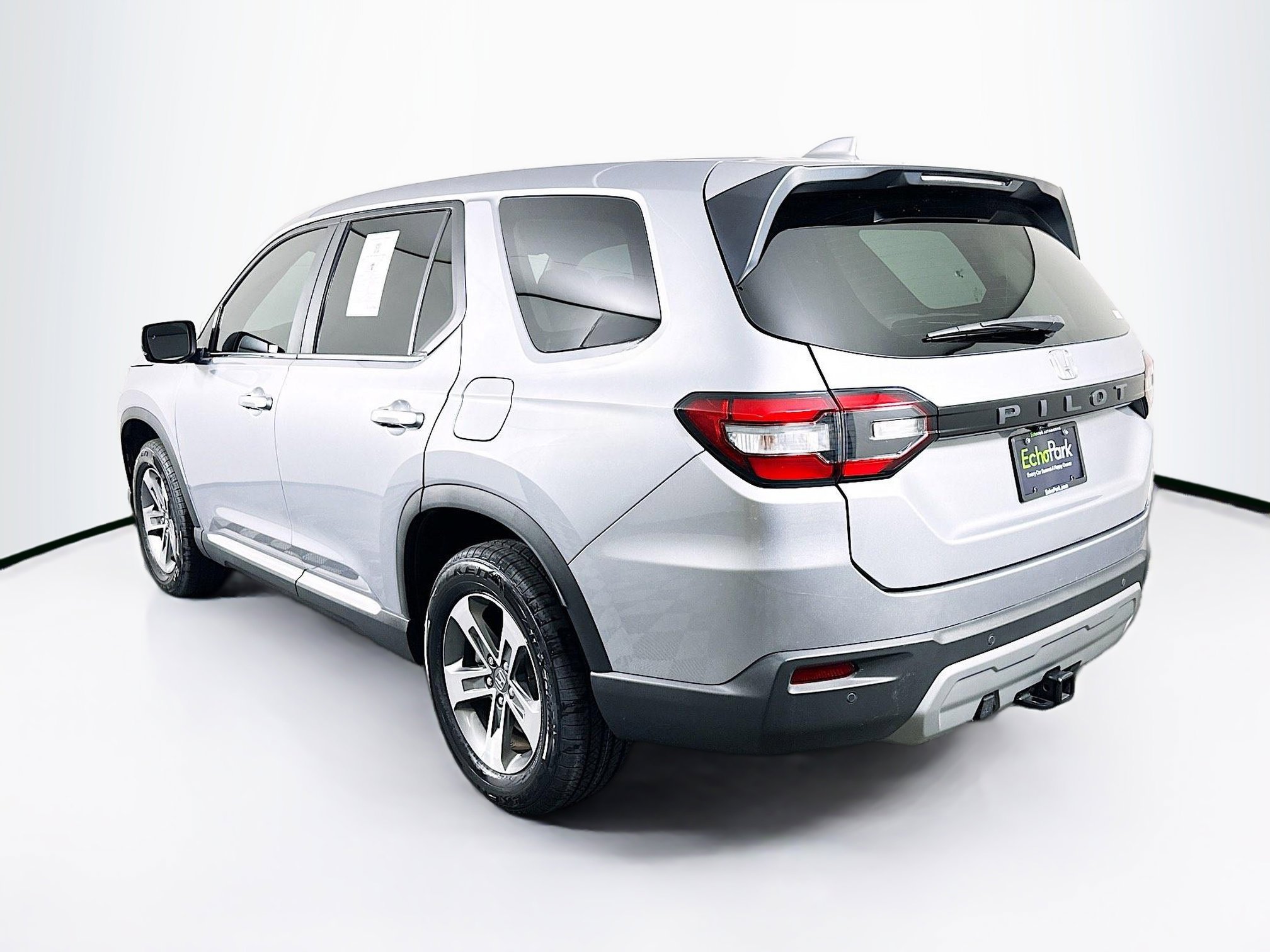 Used 2023 Honda Pilot EX-L image 5